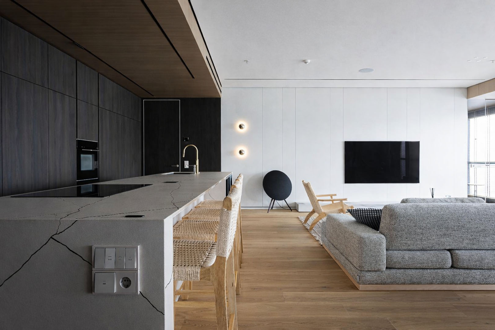 241D1A99-9619-4CD1-83AA-B8E9C4578661