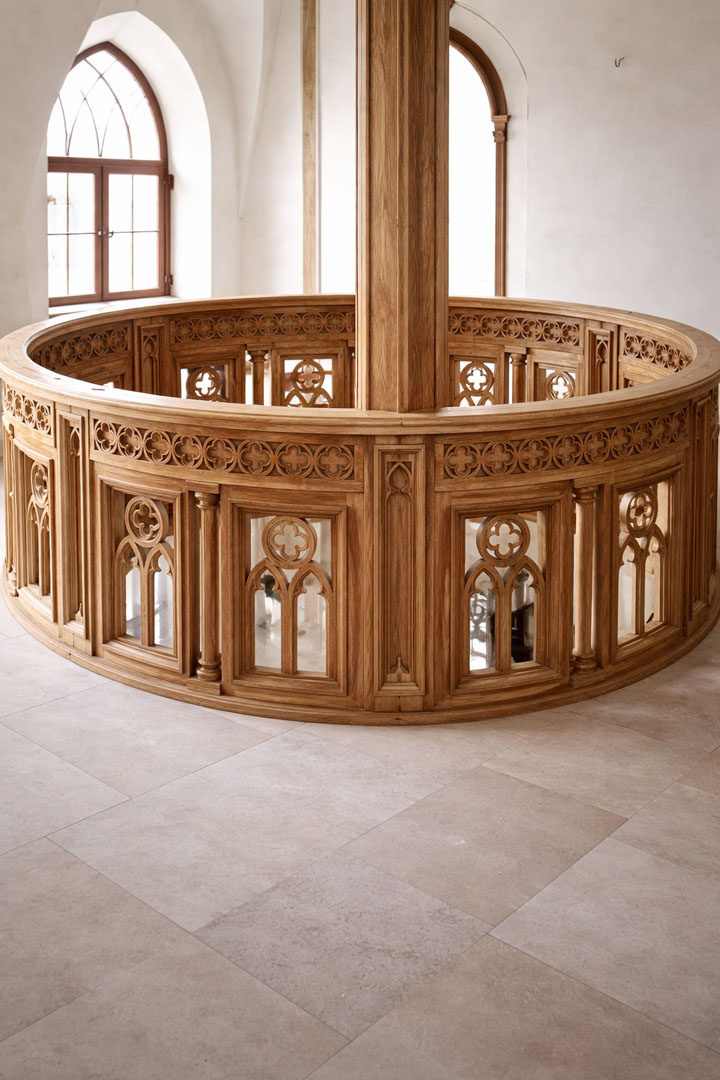 8DB34B42-D570-4D17-B953-105F0917902C